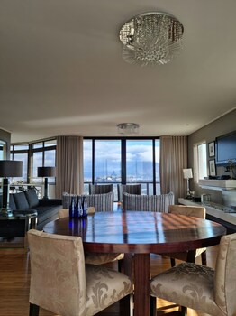 manhattan towers by smart city stays