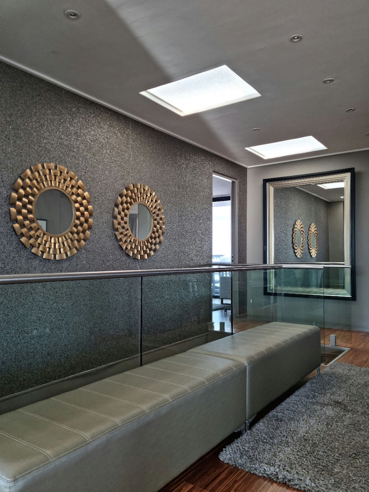 manhattan towers by smart city stays
