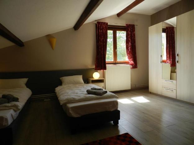 gite du domaine des pierres dorees