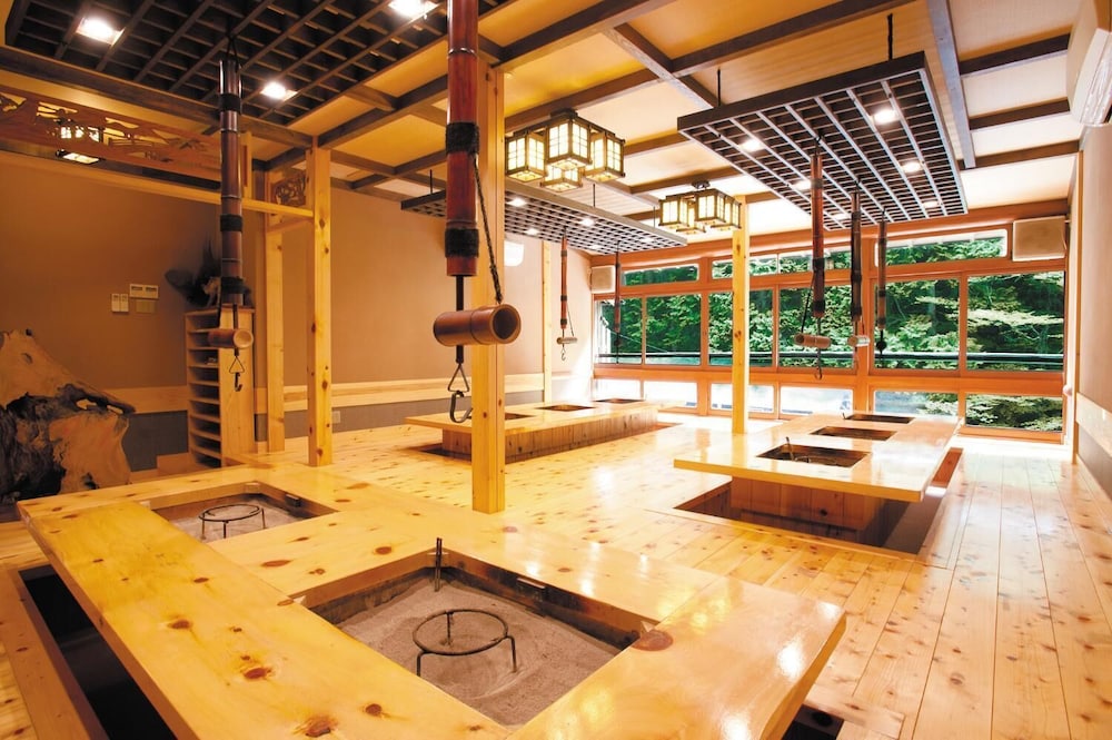houraku