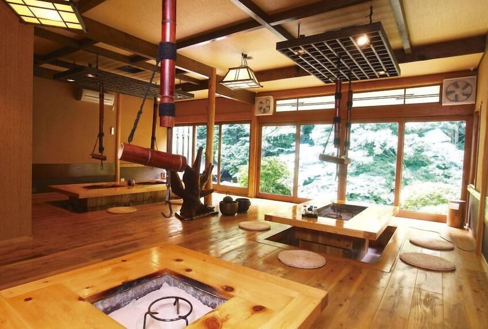 houraku