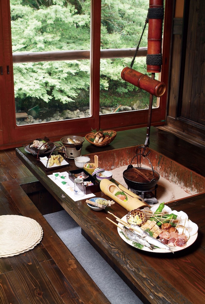 houraku