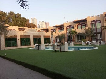 sham palace hotel