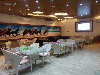 sham palace hotel