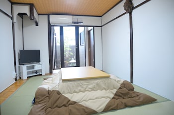 nishioji fukuro