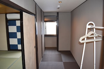 nishioji fukuro