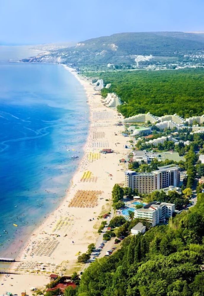 albena