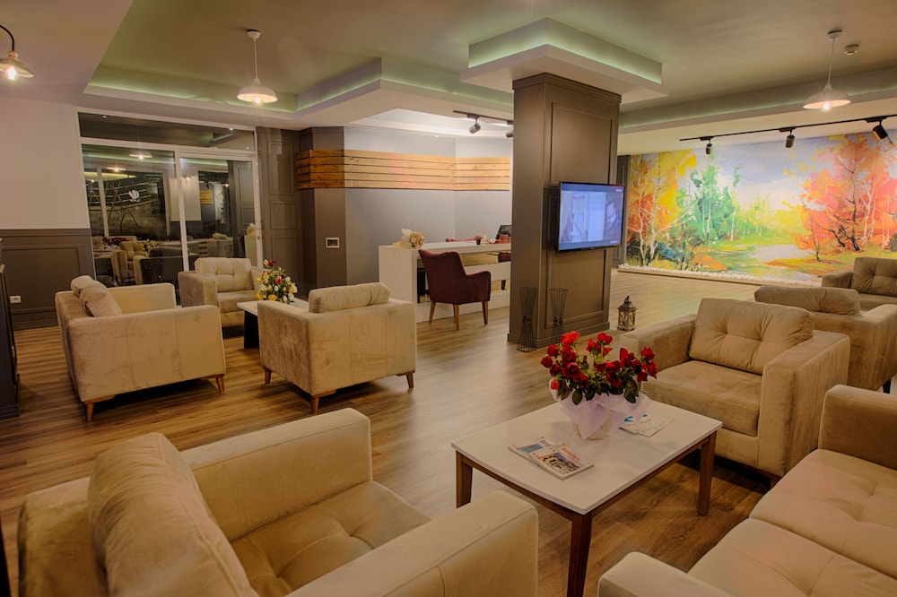 hma hotel and suites