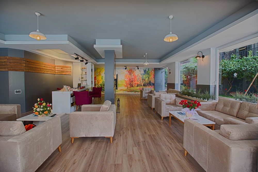 hma hotel and suites
