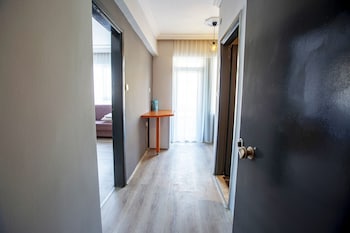 hma hotel and suites