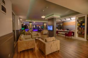 hma hotel and suites