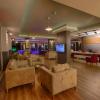 hma hotel and suites