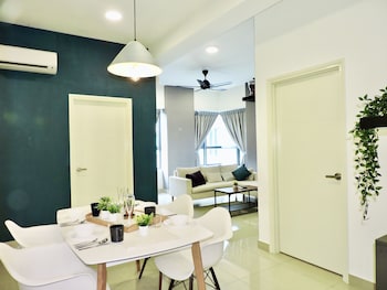 Arte Plus By Sleepy Bear,,0 star