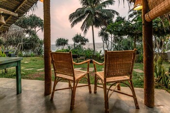 Sea View Clay House Dikwella,,2.5 star
