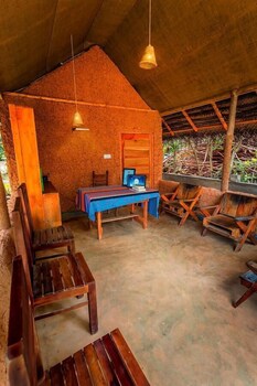 Sea View Clay House Dikwella,,2.5 star