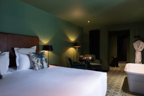hotel spa les pins de cesar