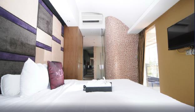 lion peak hotel dickson