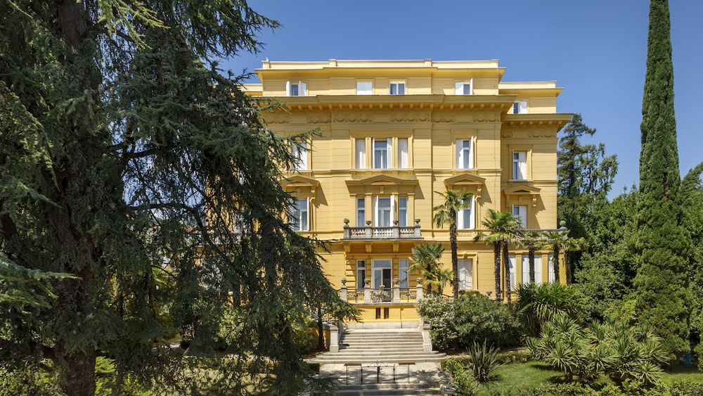 villa amalia liburnia