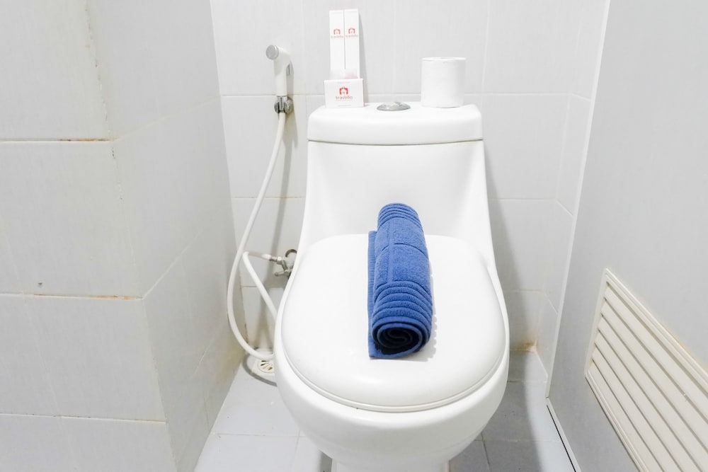 2br apartment at dian regency