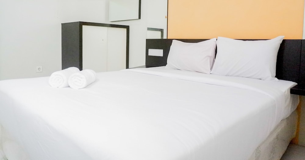 2br apartment at dian regency