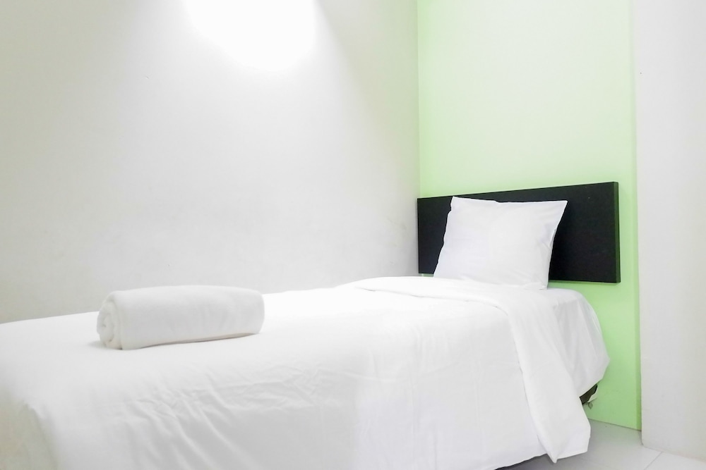 2br apartment at dian regency