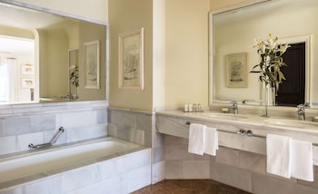 anantara villas and suites marbella benahavis