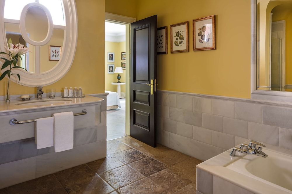 anantara villas and suites marbella benahavis