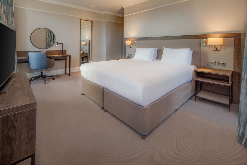 hilton edinburgh carlton