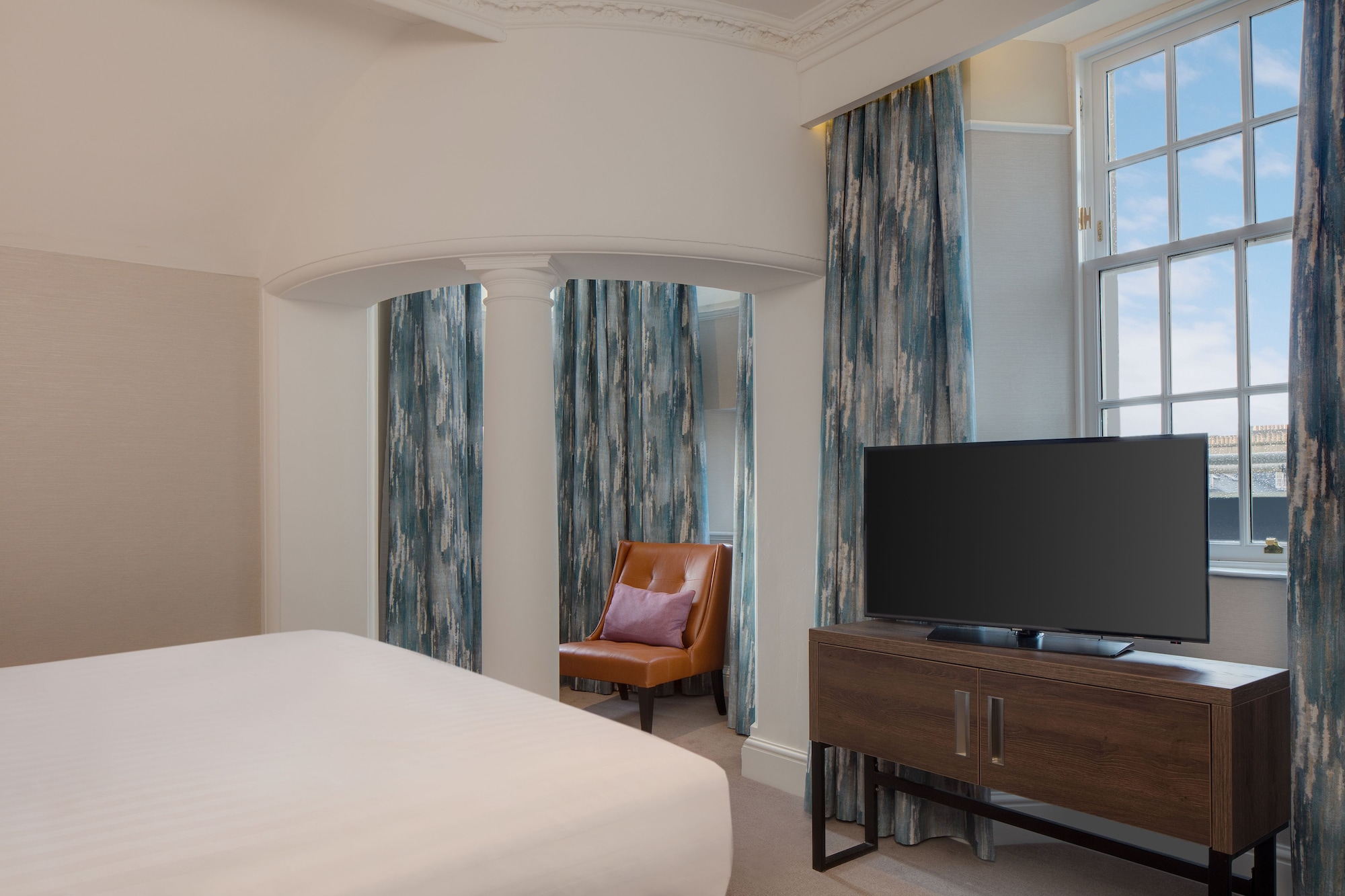 hilton edinburgh carlton