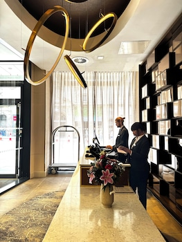 Hilton Edinburgh Carlton,,4 star