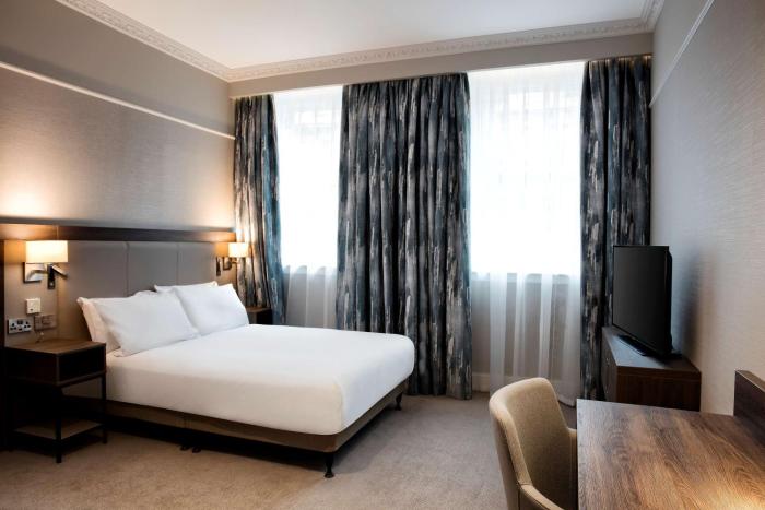 hilton edinburgh carlton