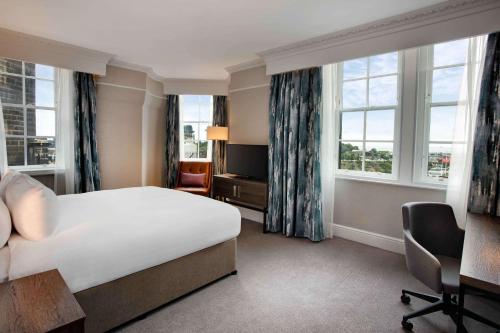 hilton edinburgh carlton