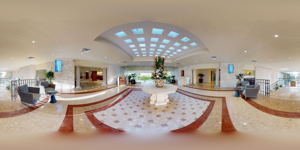 the villas cancun by grand park royal all inclusive