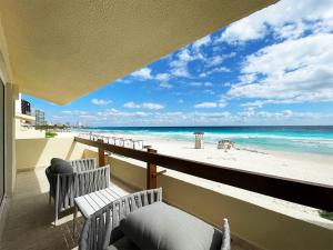 the villas cancun by grand park royal all inclusive