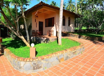 eva lanka hotel
