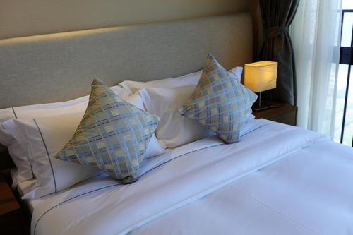 yuwa residences and hotel