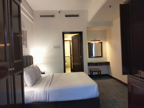 times square service apartment kuala lumpur
