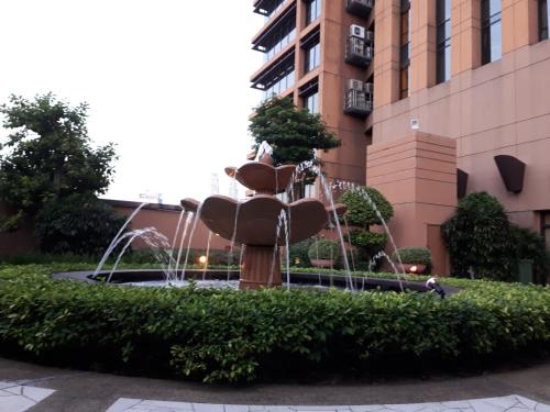 times square service apartment kuala lumpur