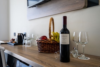 castellum suites all inclusive