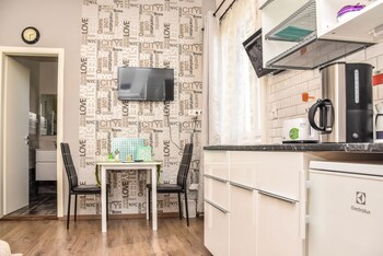 diamond astoria