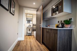 the gresham aparthotel