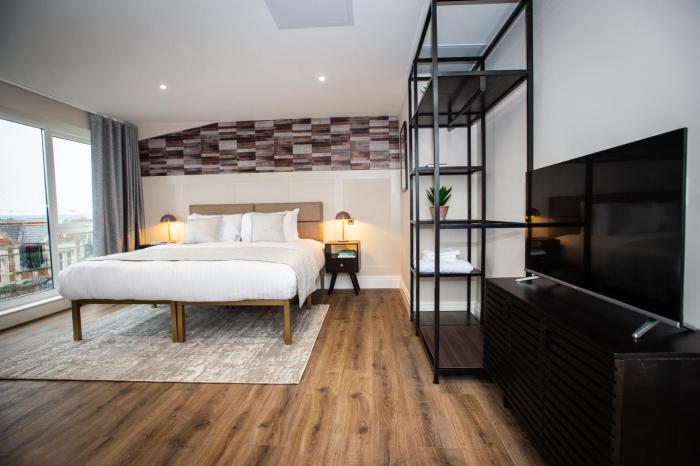 the gresham aparthotel