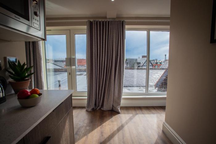 the gresham aparthotel