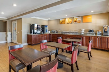 comfort suites san clemente beach
