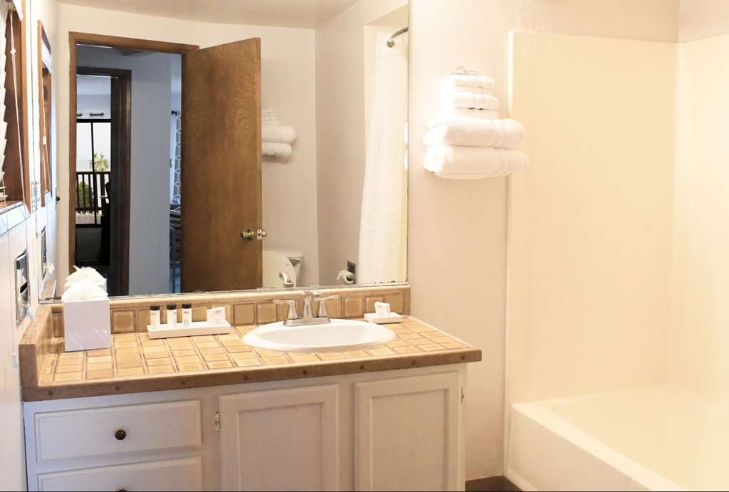 la jolla cove suites