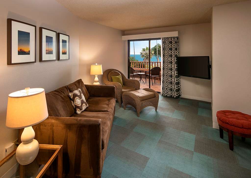 la jolla cove suites