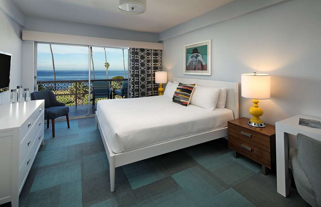 la jolla cove suites