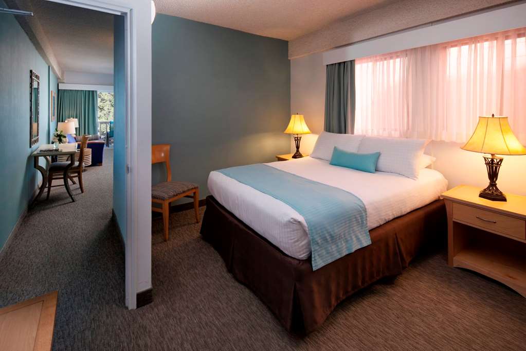 la jolla cove suites