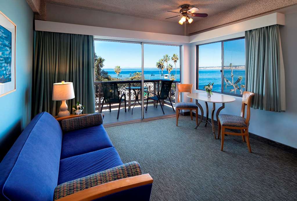 la jolla cove suites
