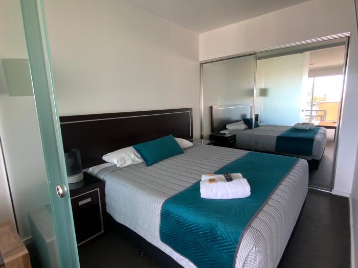 honeysuckle executive apartments